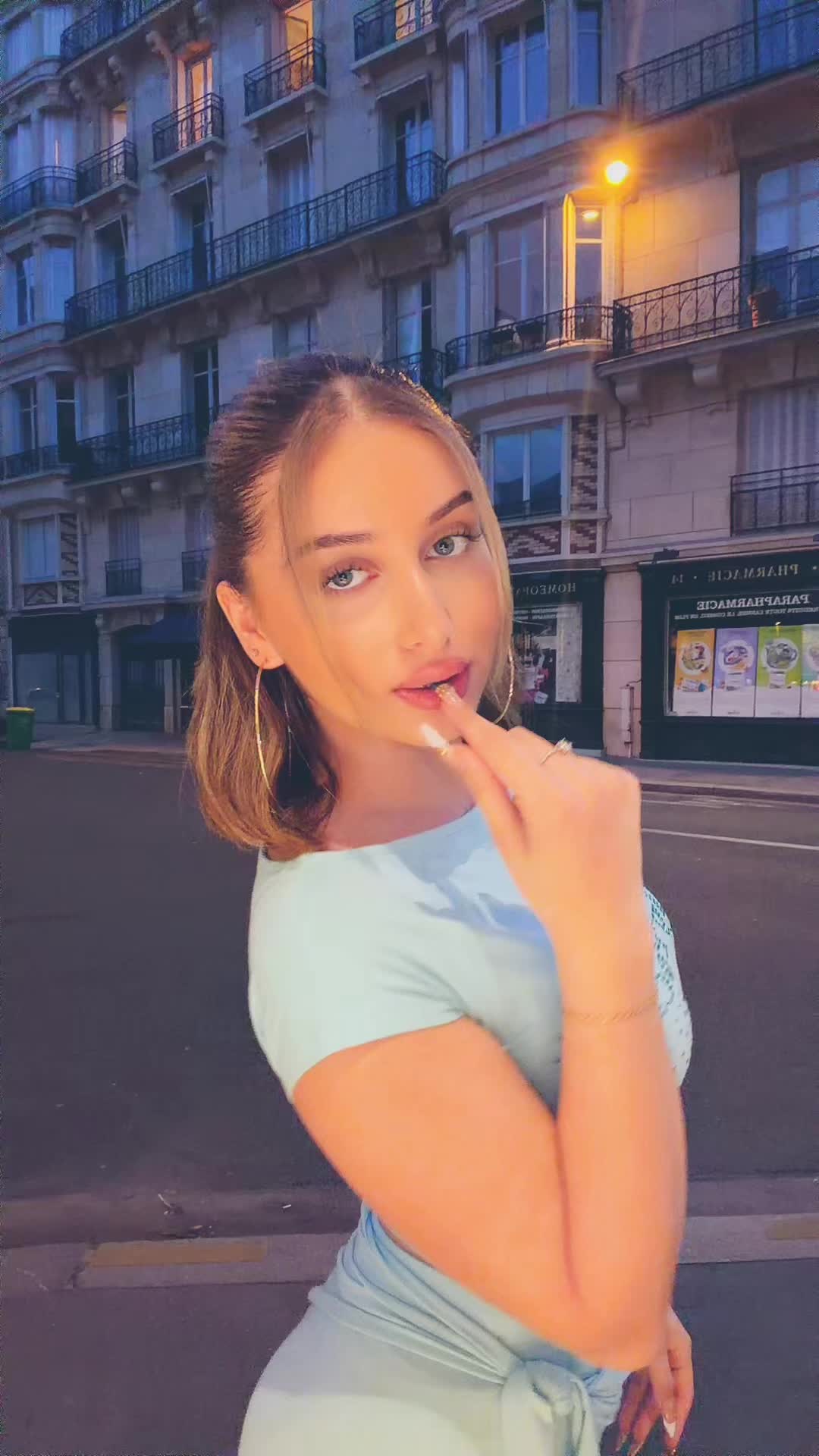@evalipour.pop