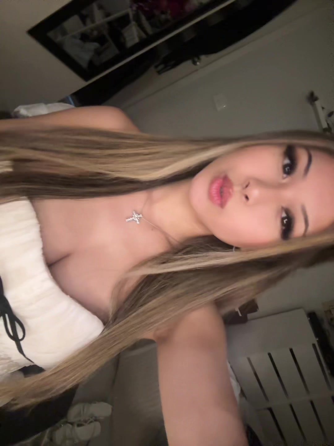 @w