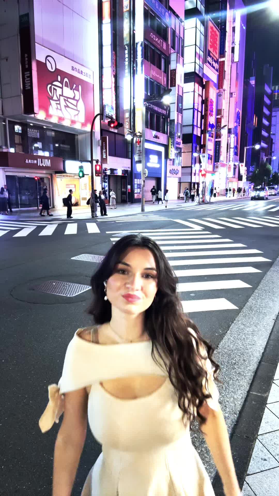 @Lili💌 | Flugbegleiterin