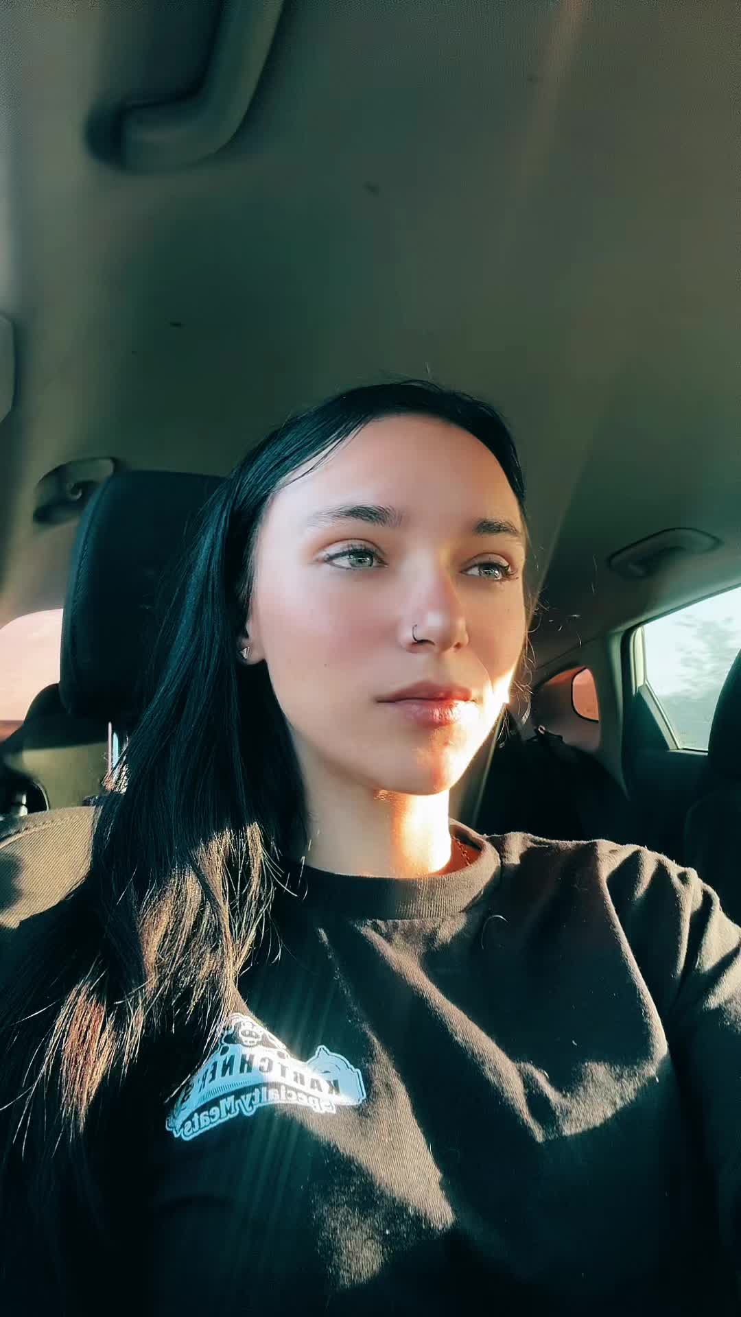 @𝕻𝖗𝖊𝖙𝖙𝖞 𝕸𝖆𝖒𝖆🖤