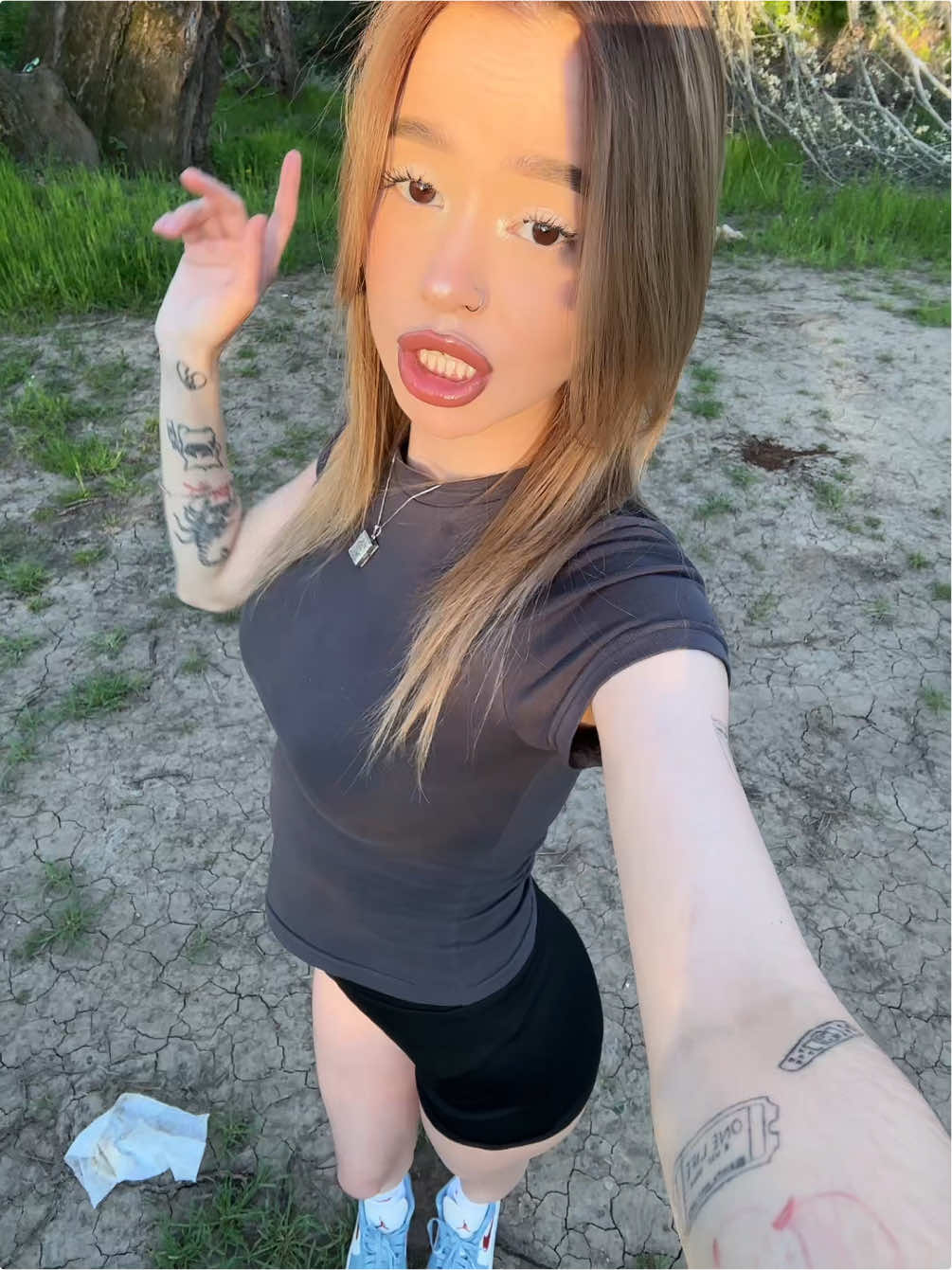 @Лейла