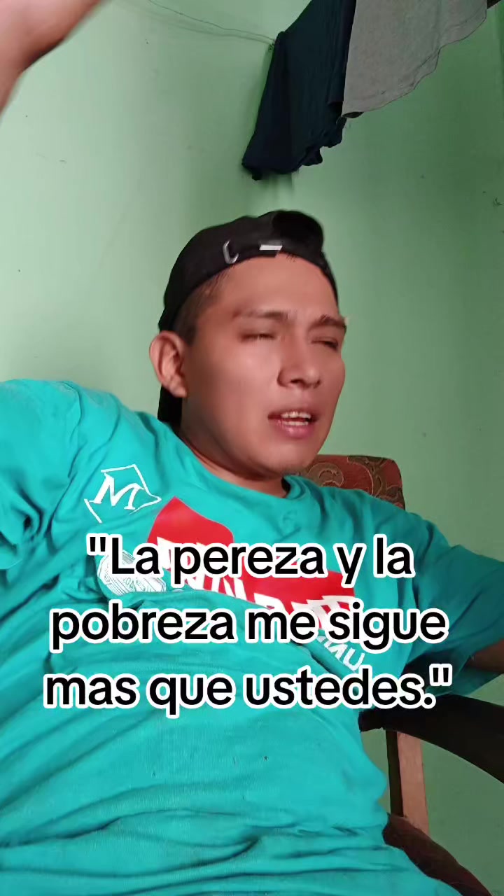 @Un Joven So&ntilde;ador Sv