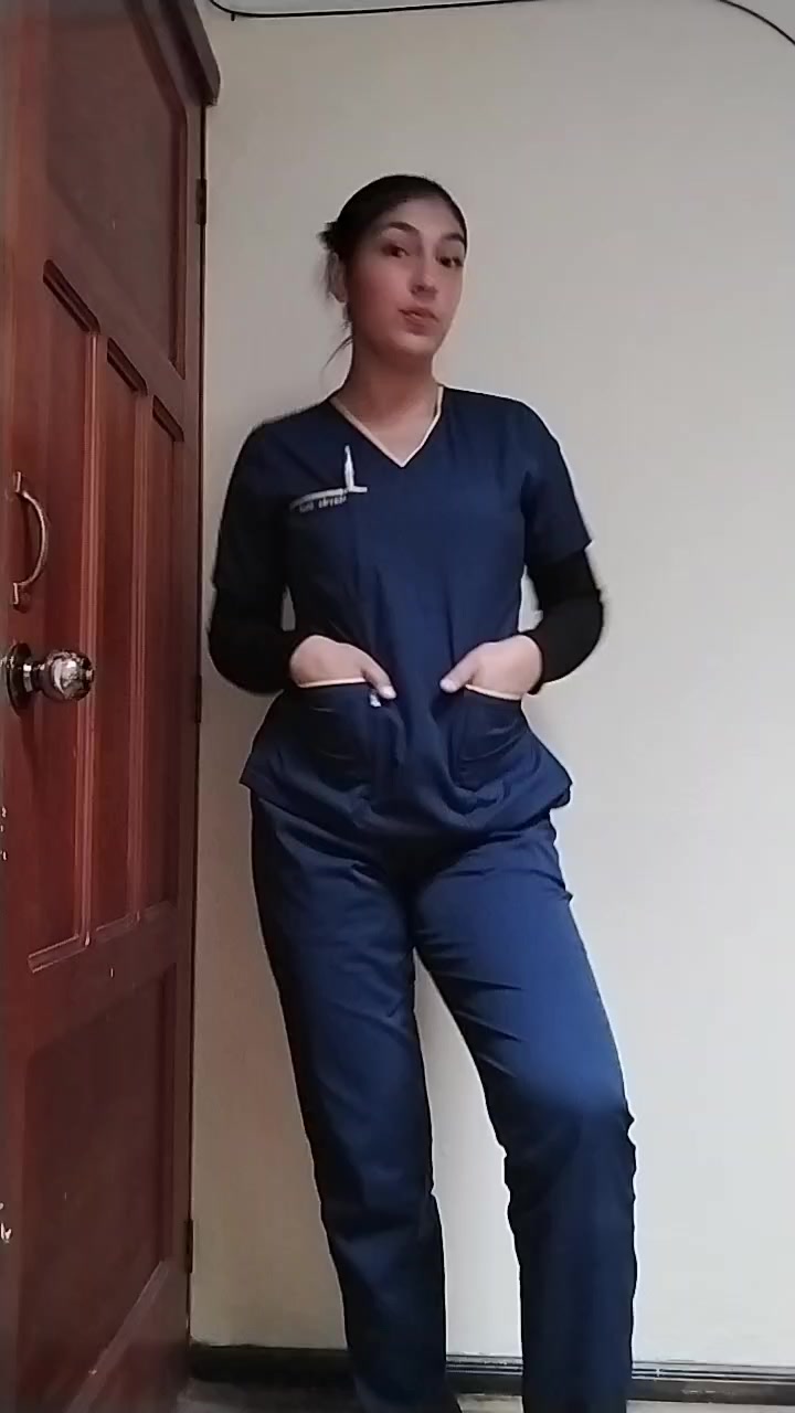 @😉