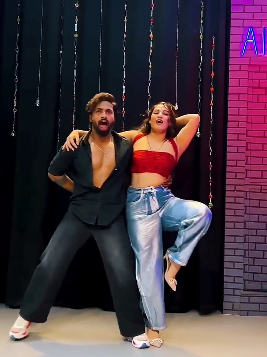 @Dance Lovers