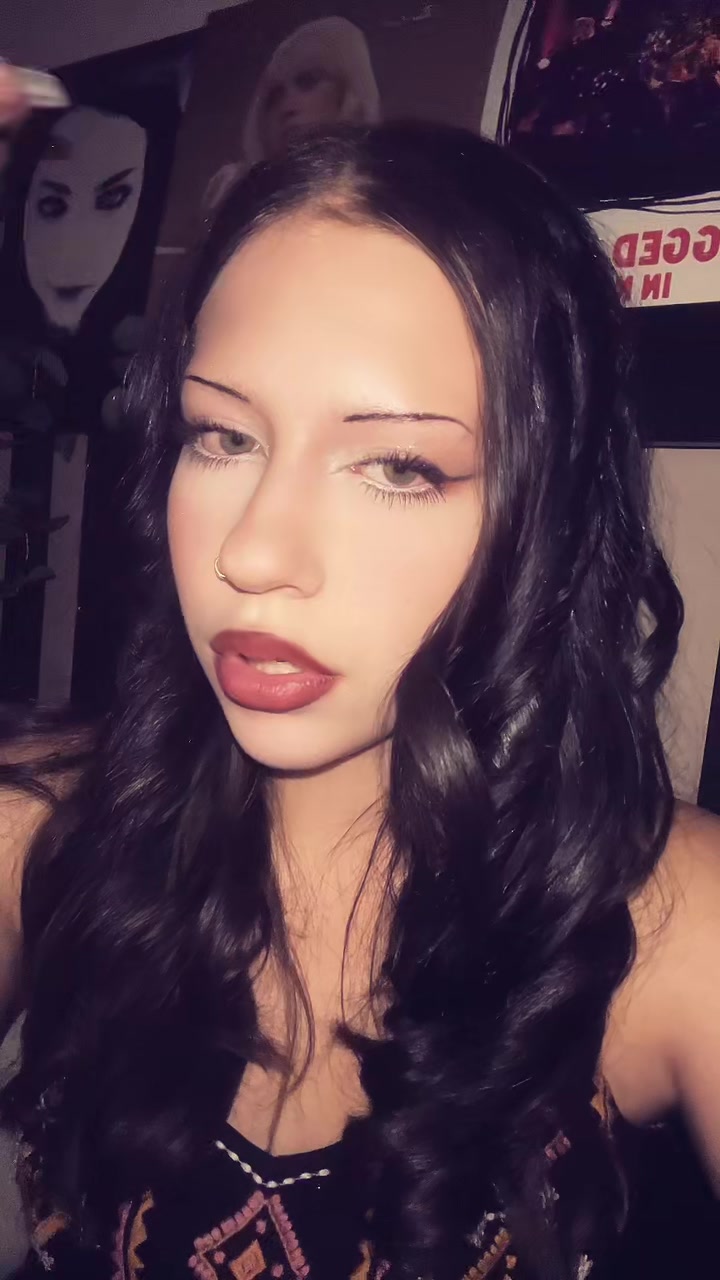 @Nena🦆