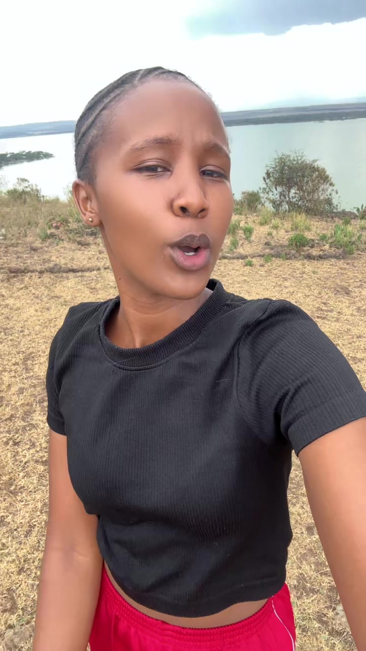 @NyaMbuRa🎀