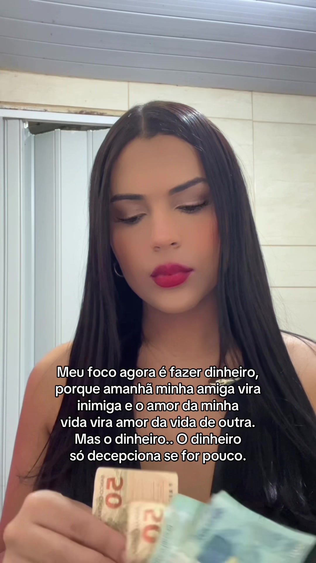 @paollaferraz__