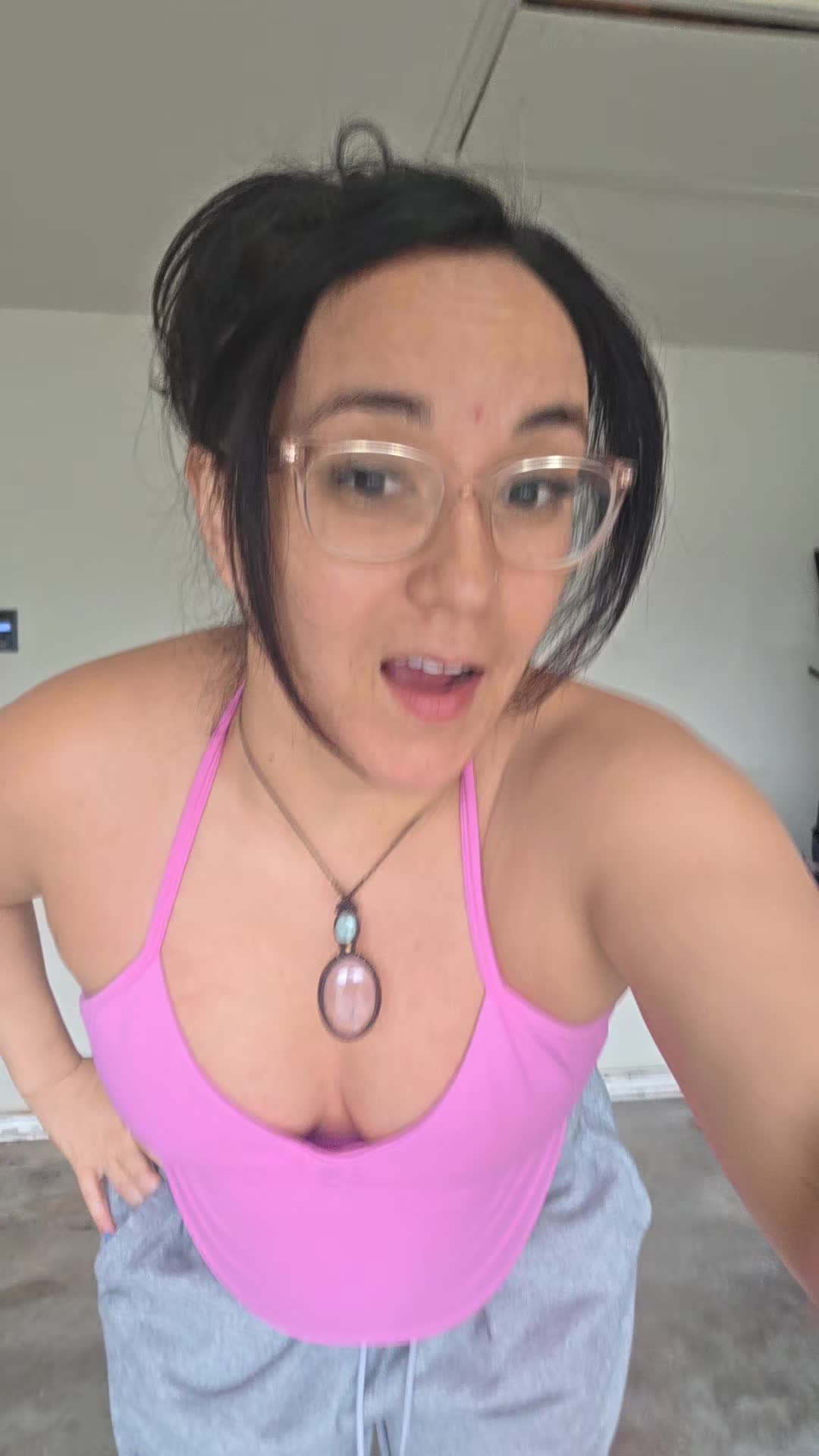 @Ask_Ashley479