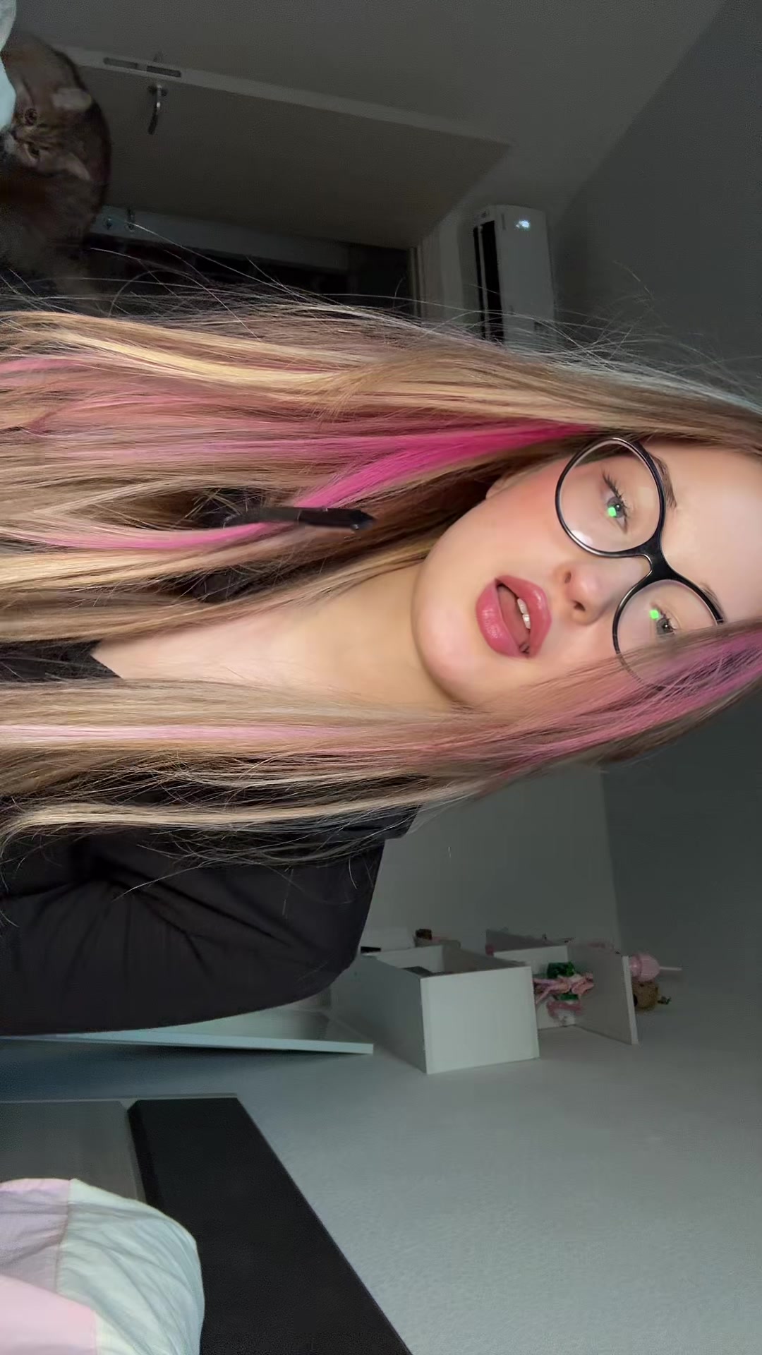 @pplluuxxaa