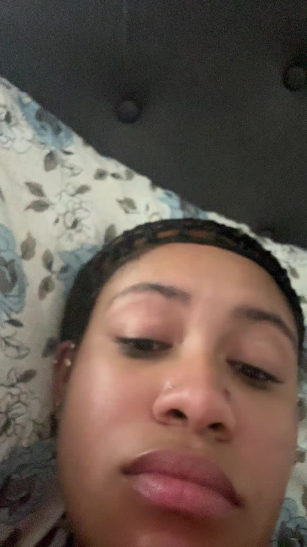 @Myleftcheeck