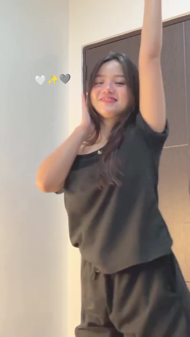 @Hot 🥵 Dance
