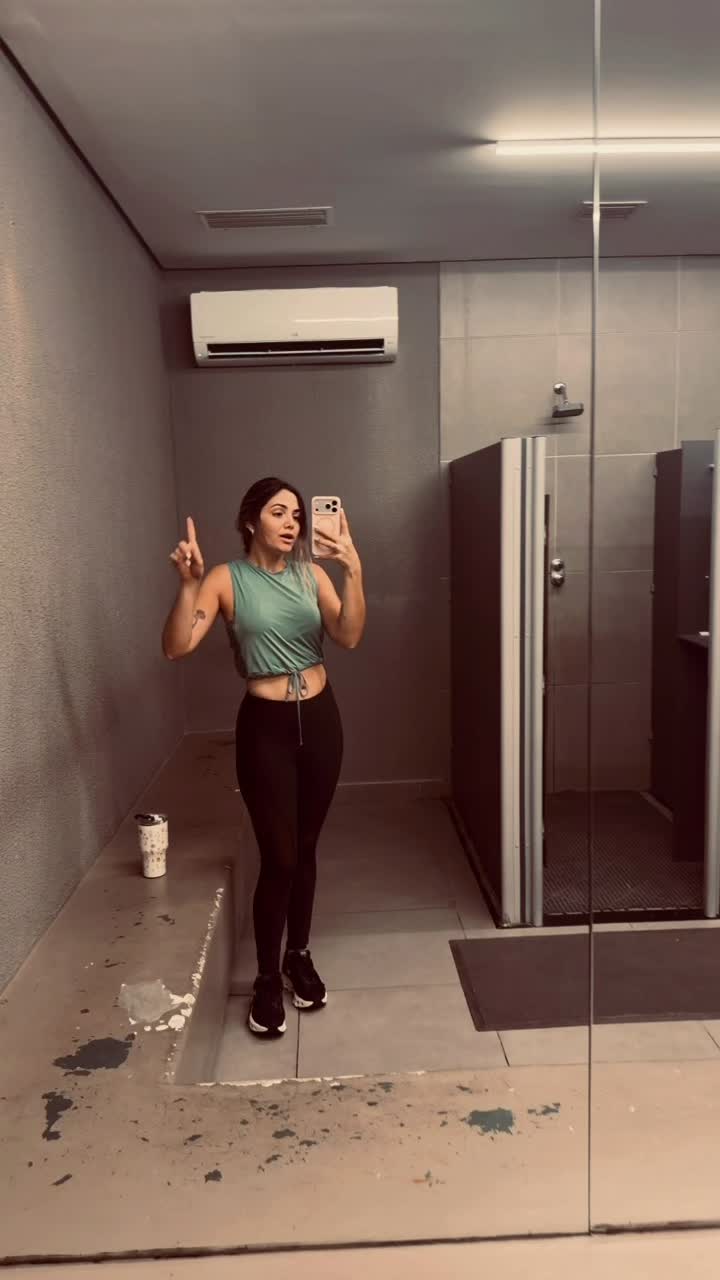 @Alinne Dantass