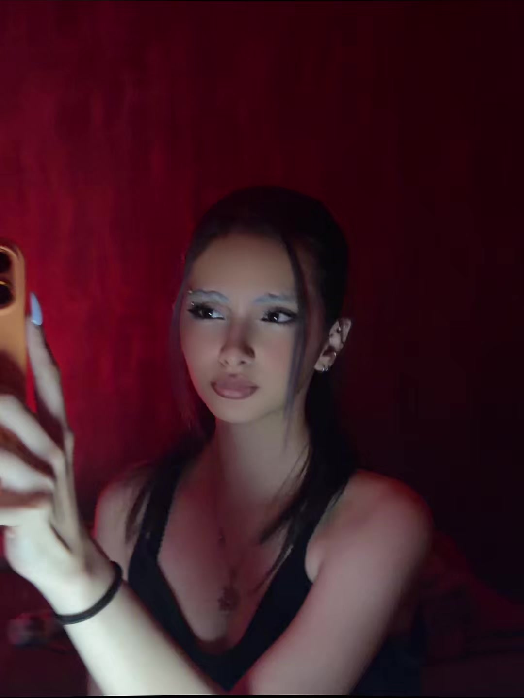@elena