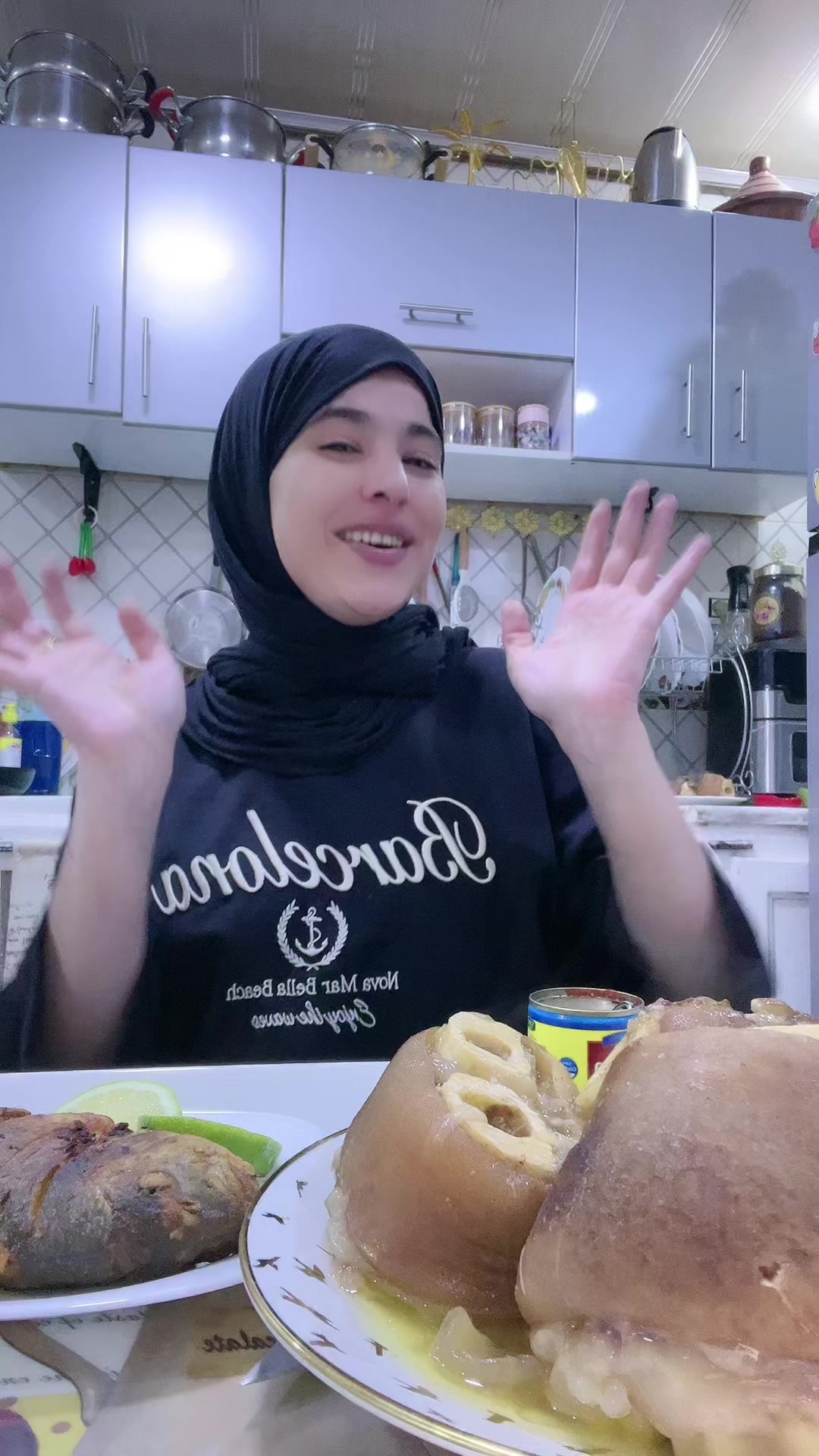 @بثينة شيبان Bouthaina Chibane