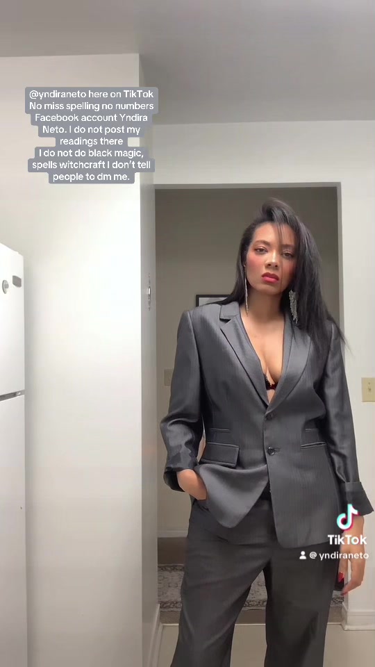 @Yndira