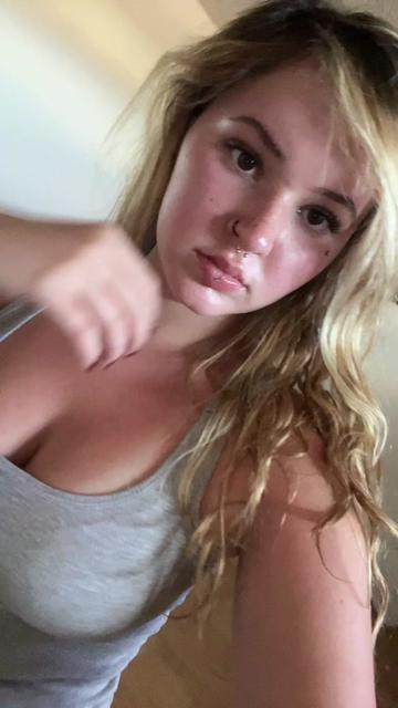 @👑