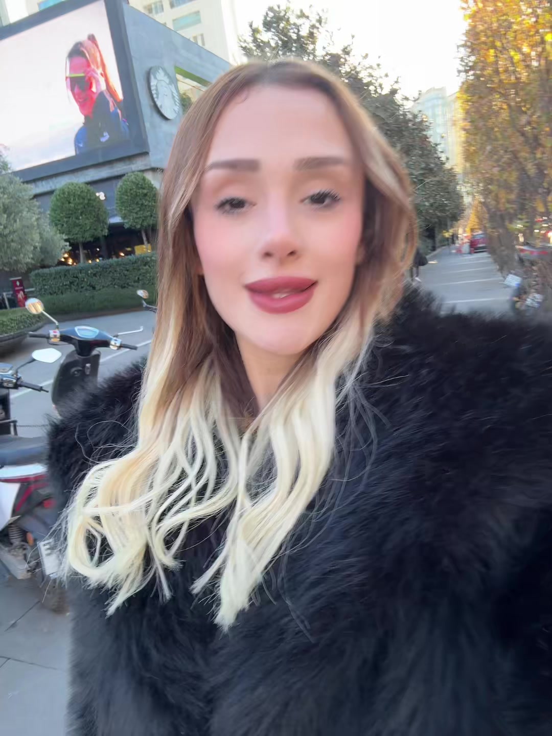 @buseeayll