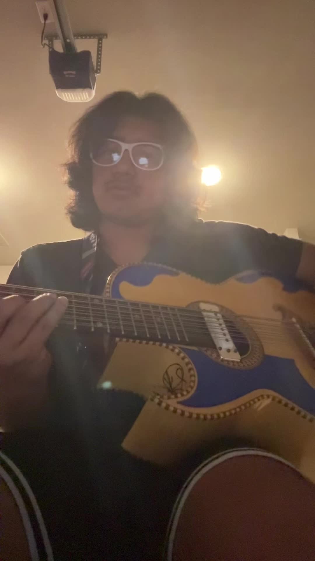 @Ryan🦏/🎸🎸/💙