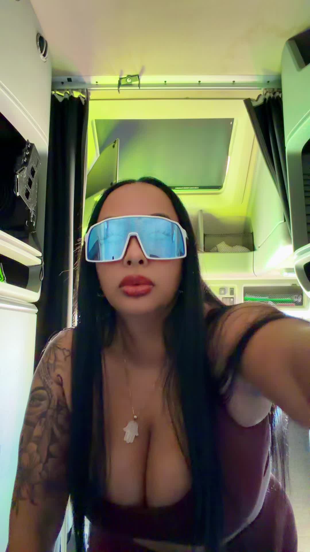 @Shuladiiaz