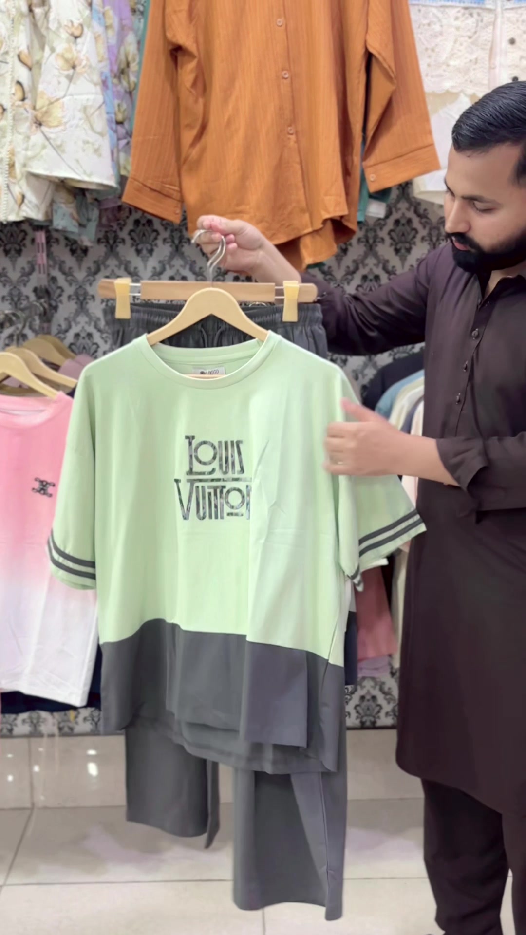 @Rehmat Shopping Mall