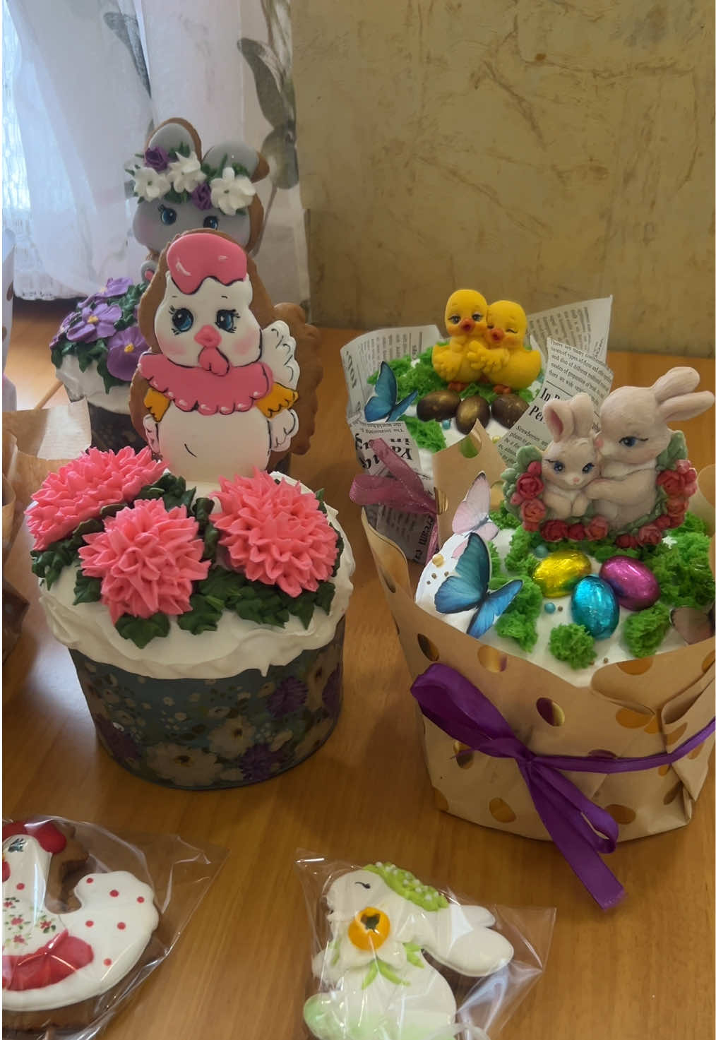 @Fesenta_bakery