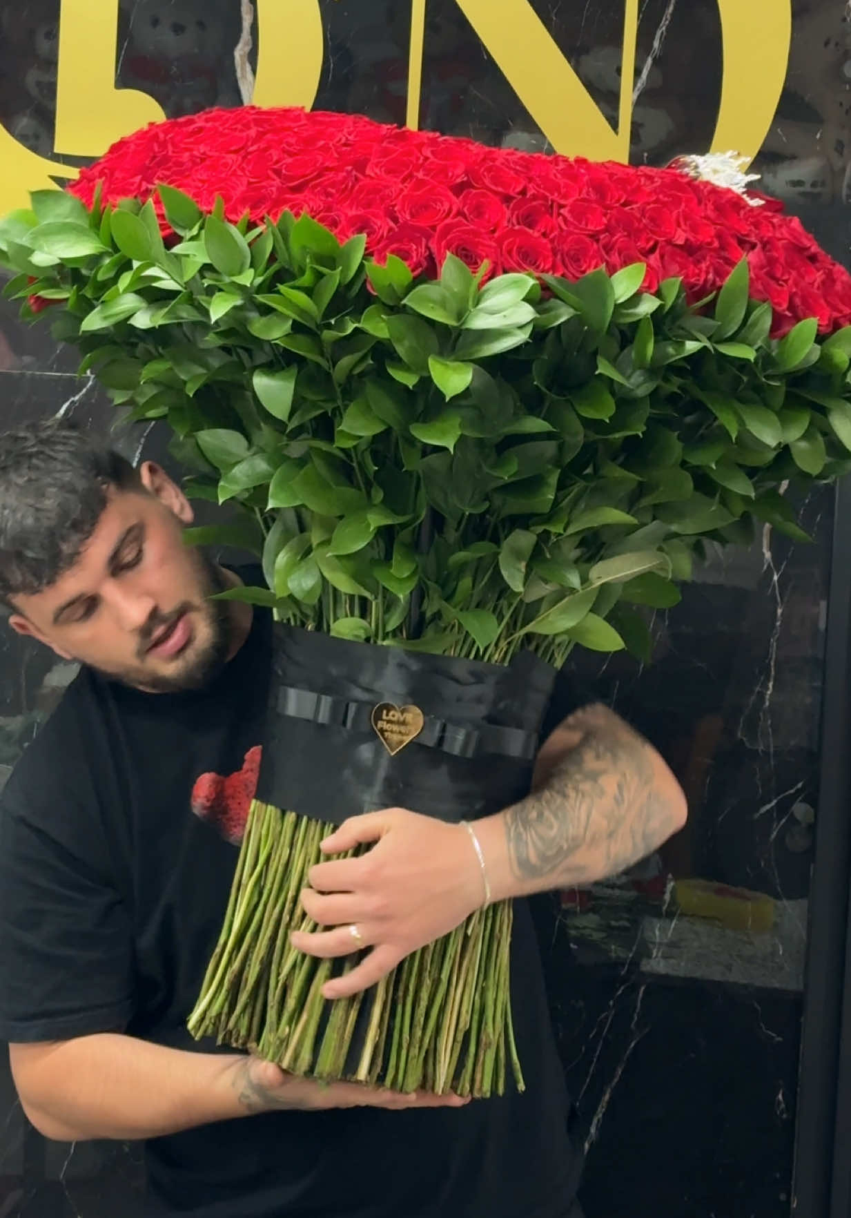 @Love Flowers Tirane
