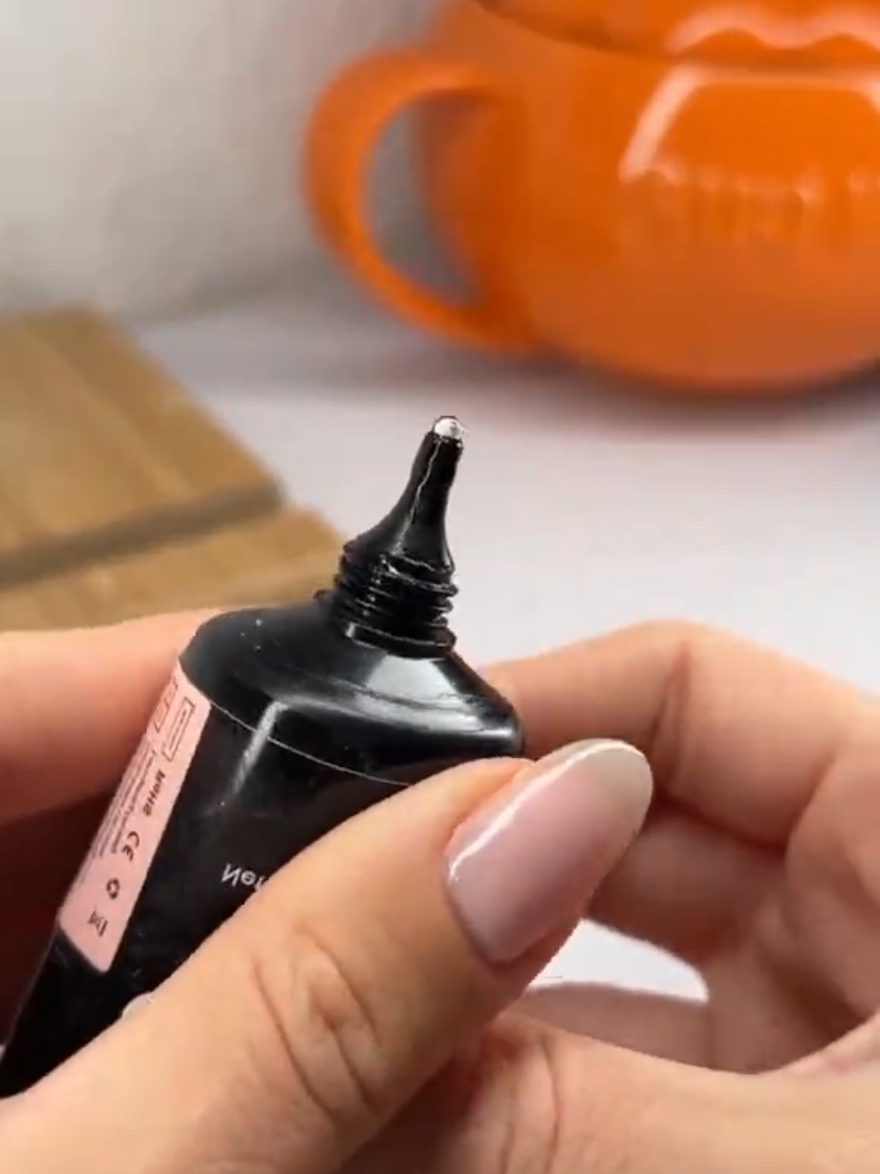 @Clases Gratuitas de U&ntilde;as