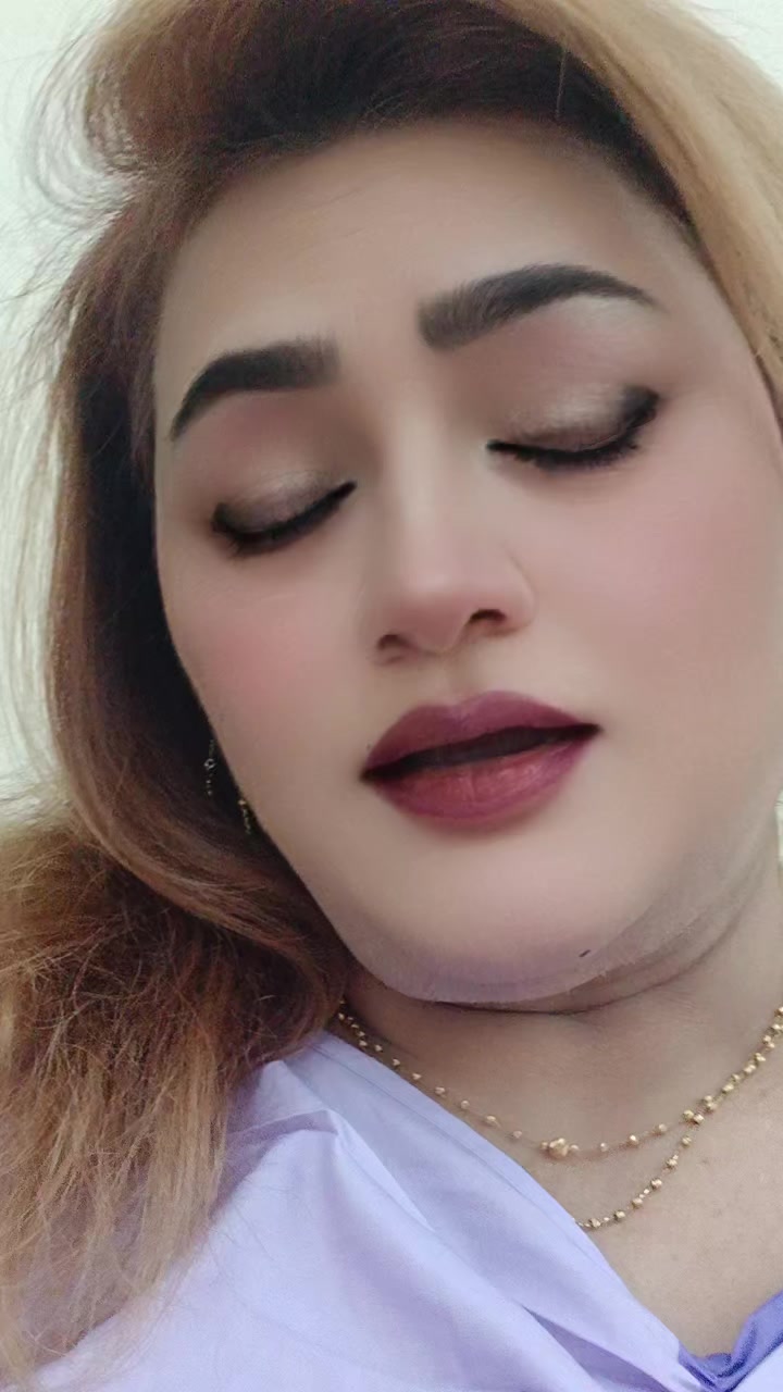 @Robina Jee🇦🇪🇵🇰