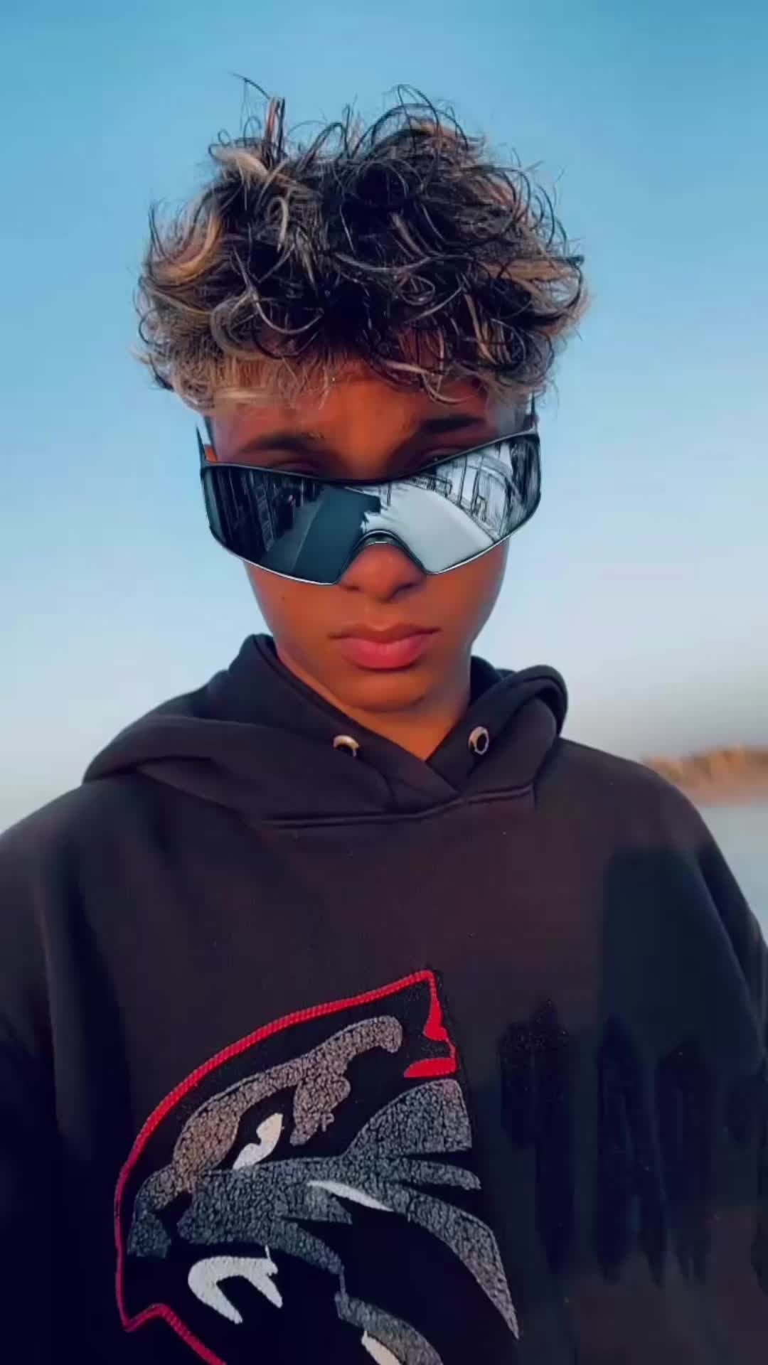 @مـــعــ🐺ـاذ