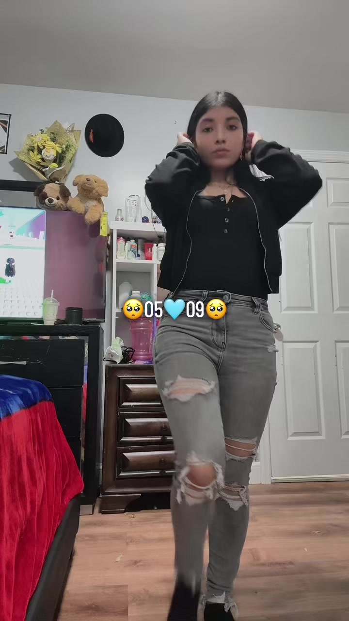 @🩵Äňňý Čļ👩👧👦🤱🥀