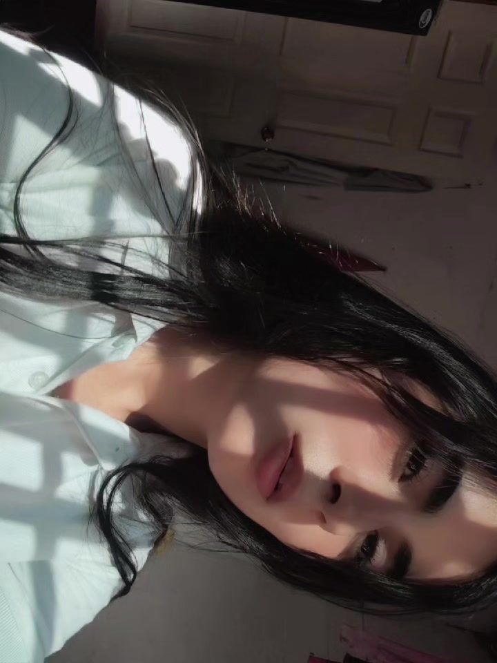 @Nahomy_18