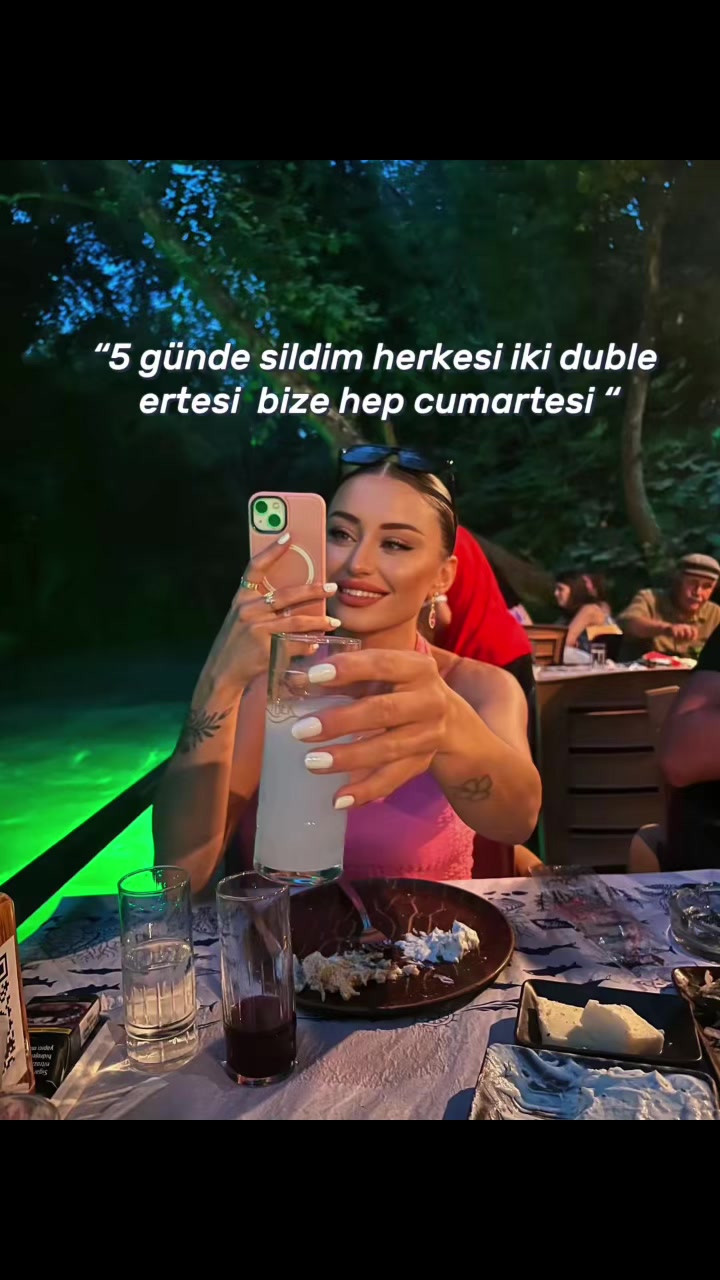 @KİWİ&ensp;GOZLUU