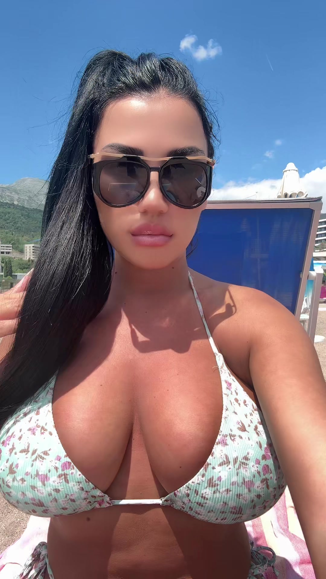 @Ana Knezevic 🇲🇪🇲🇪🇲🇪🇲🇪