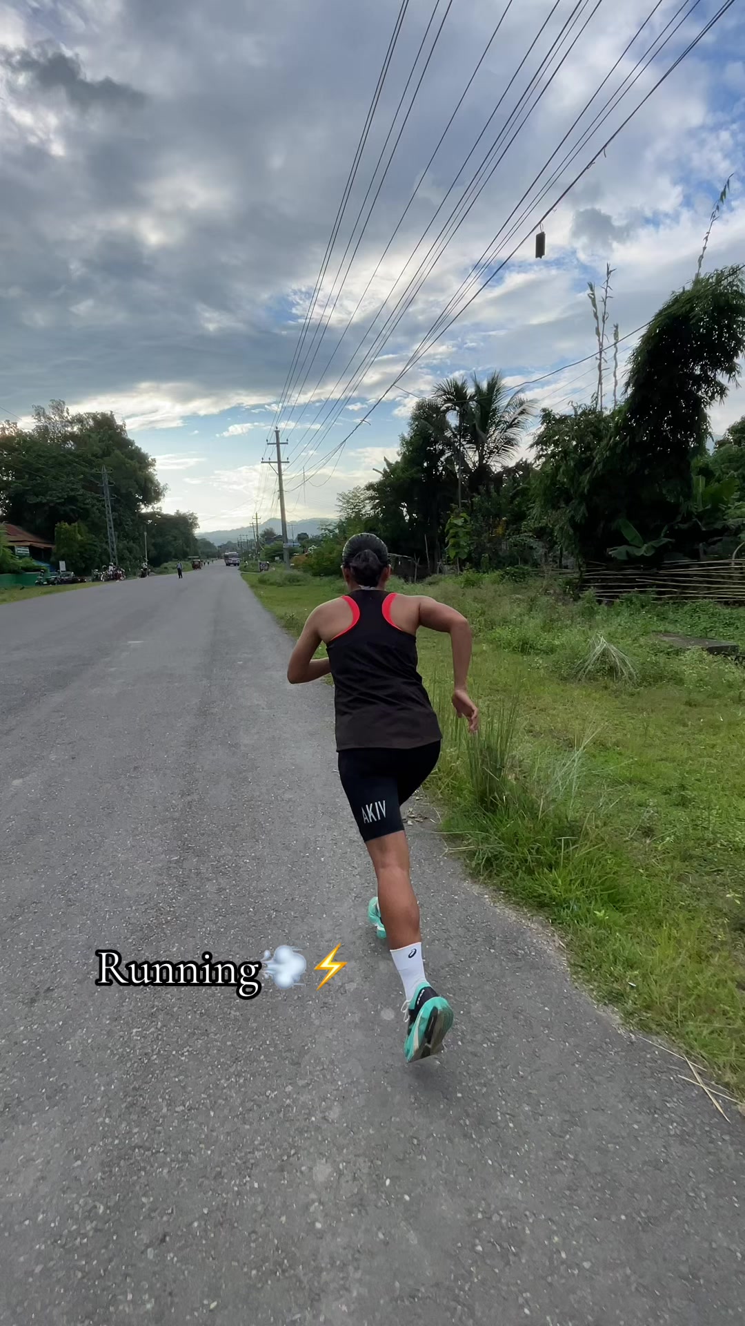 @Nikki Nembang🇳🇵
