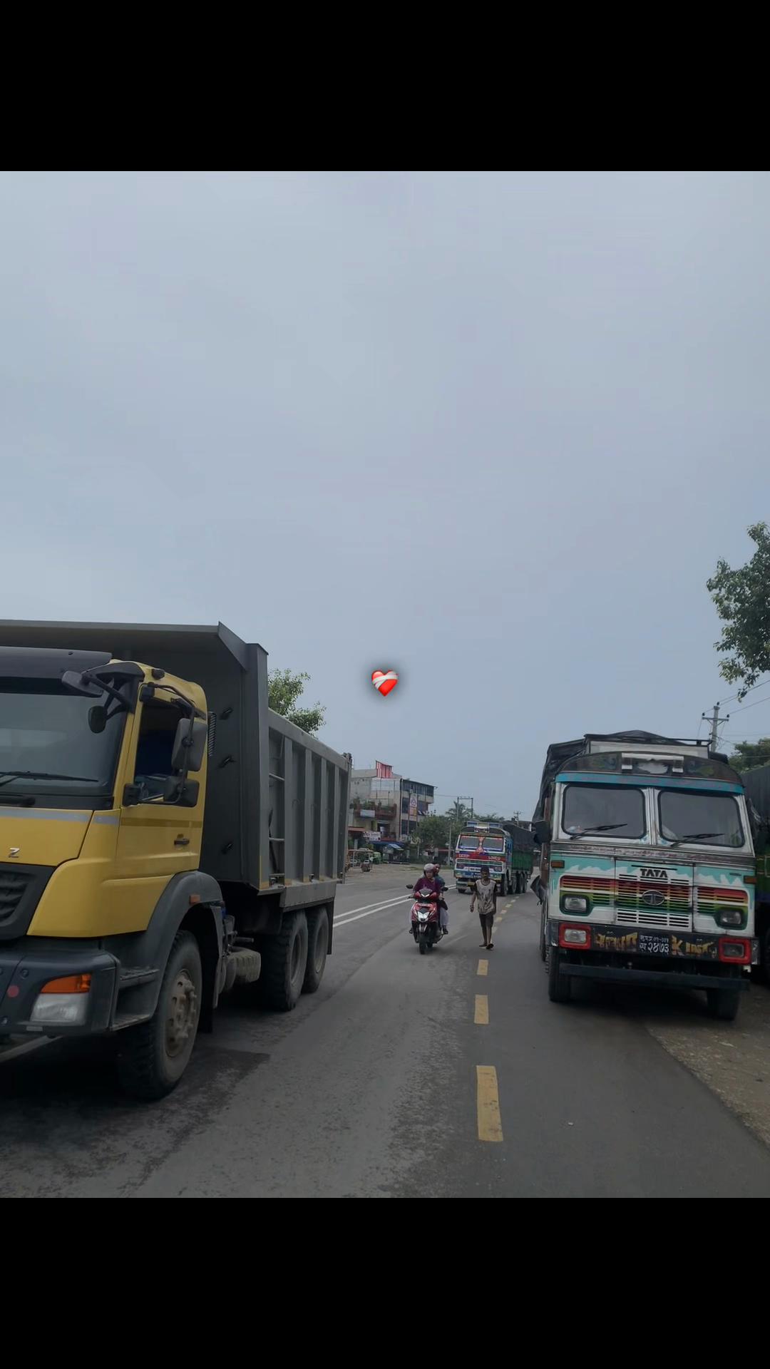 @मनिष 
