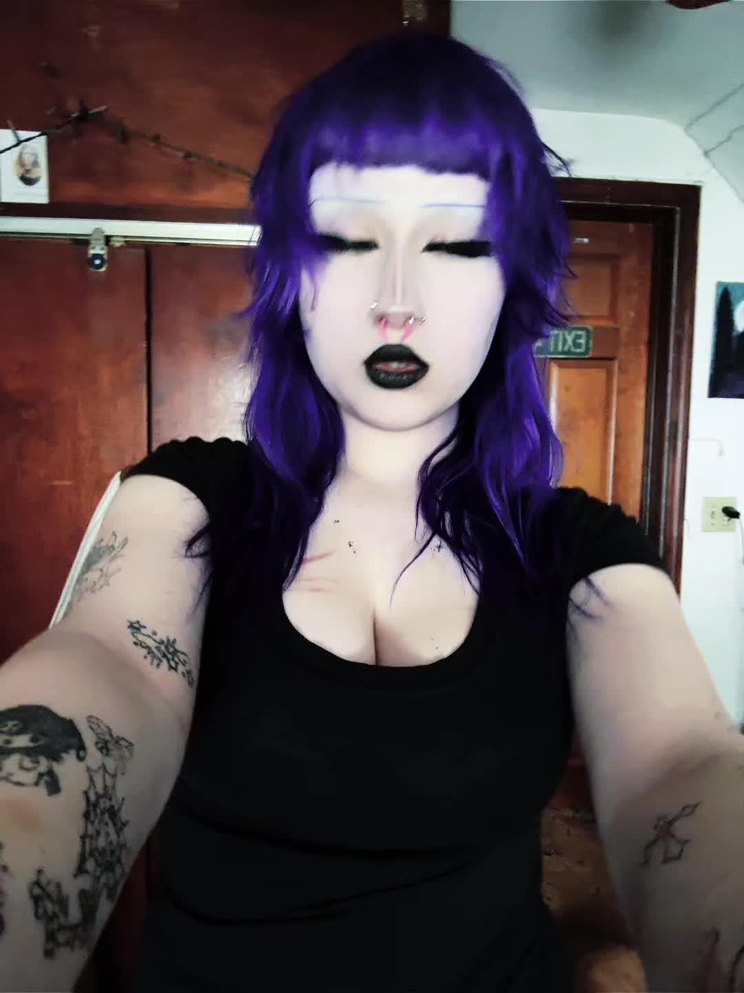 @R_a_v_e_n