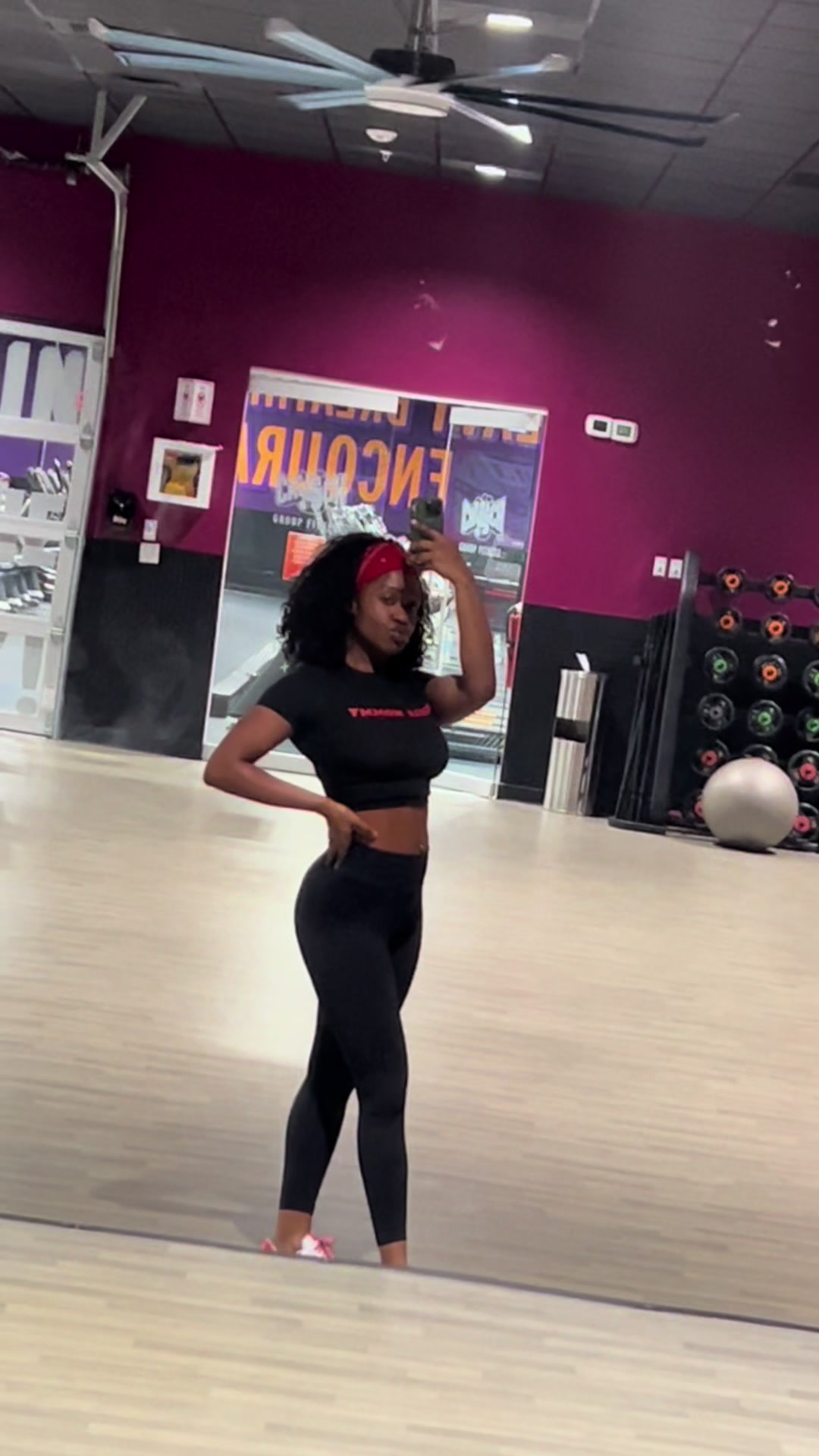 @Sade With The Gains 💪🏾