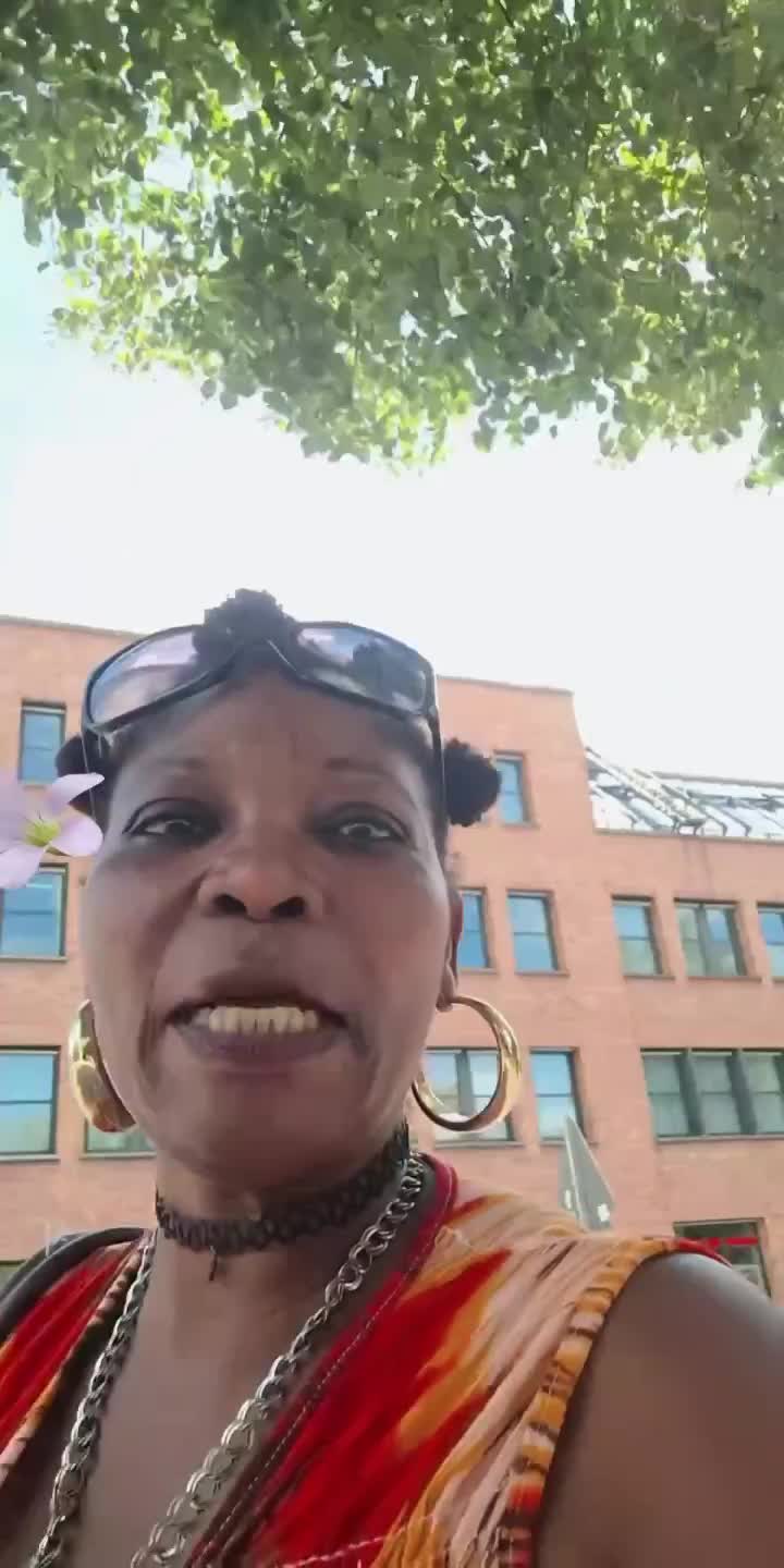 @Skai Queen