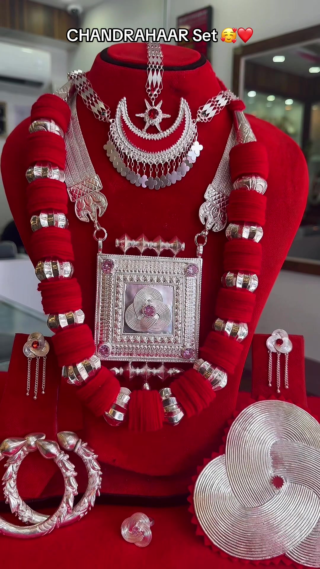 @Swarna Griha