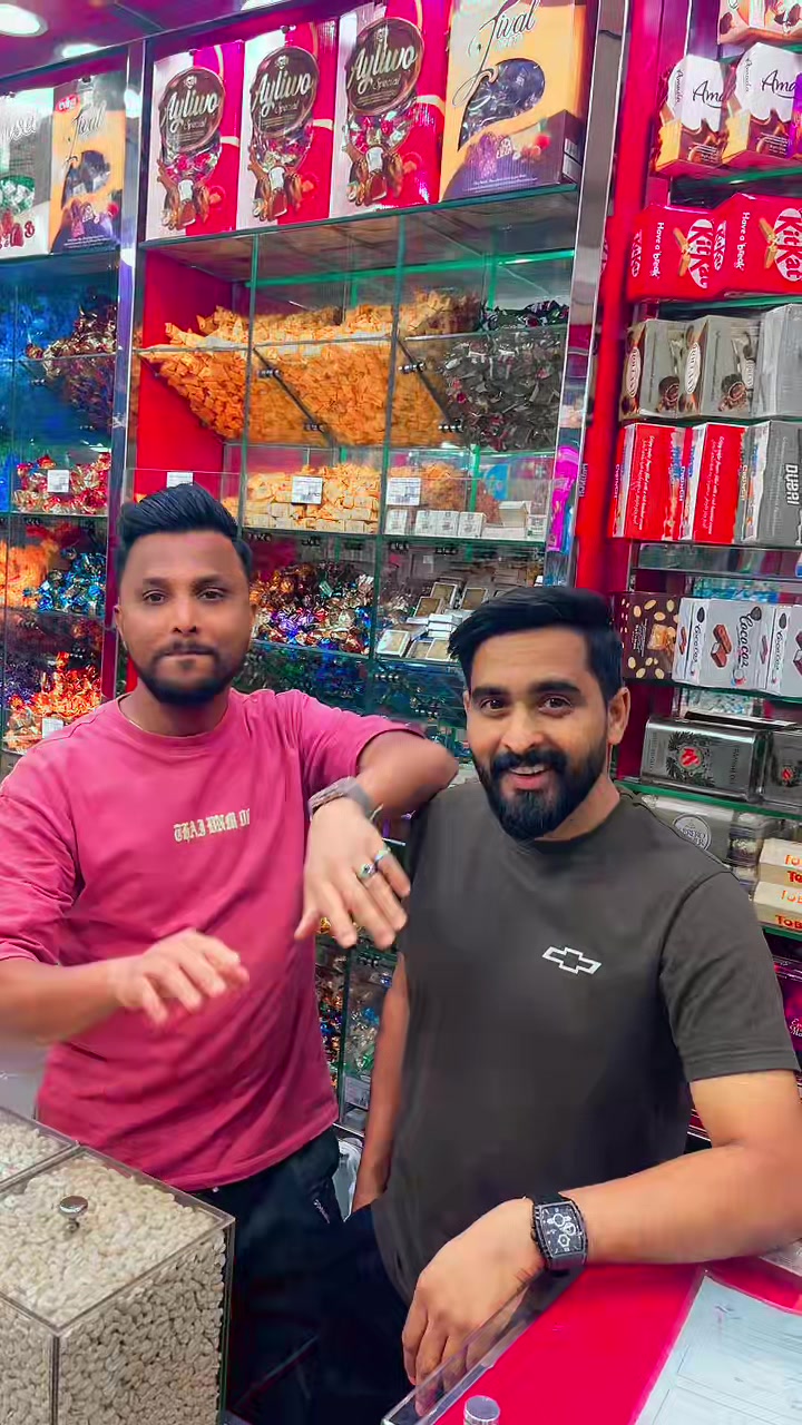 @raazrasiq