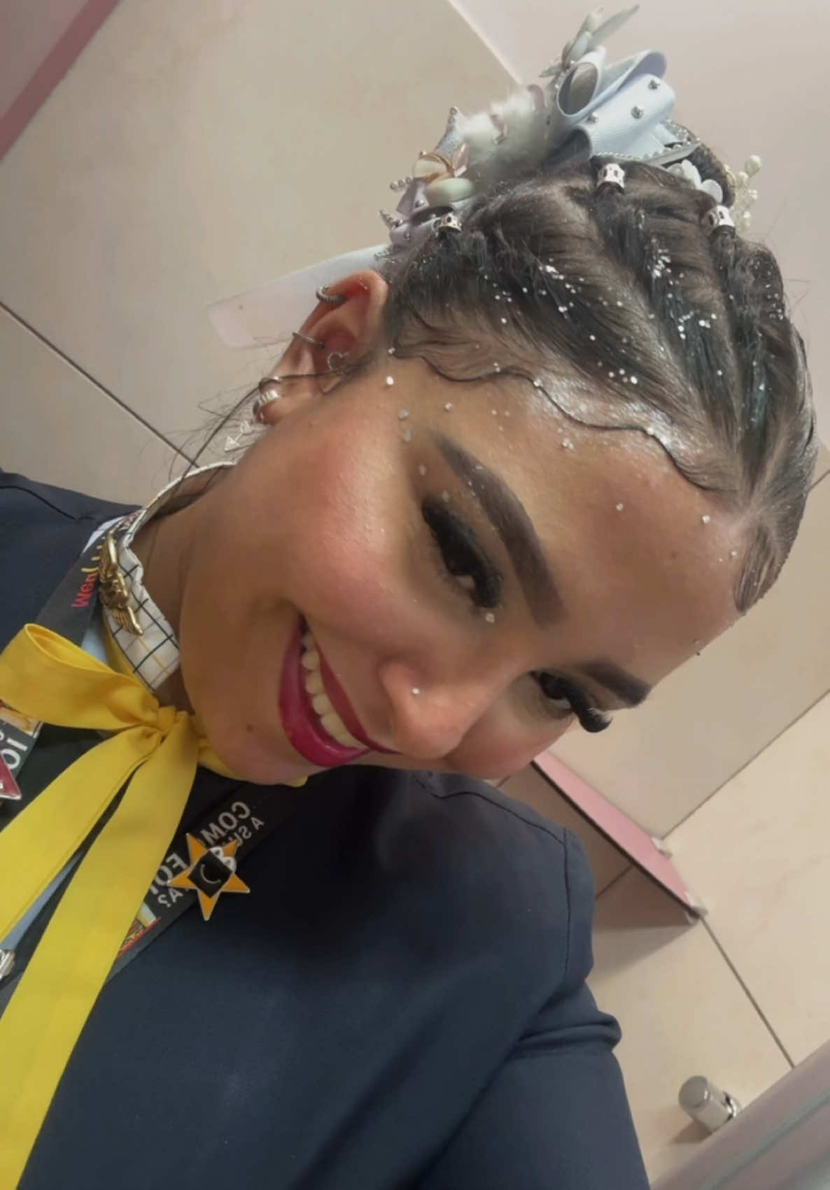 @Ana&ensp;Carolina💛terrinha💛