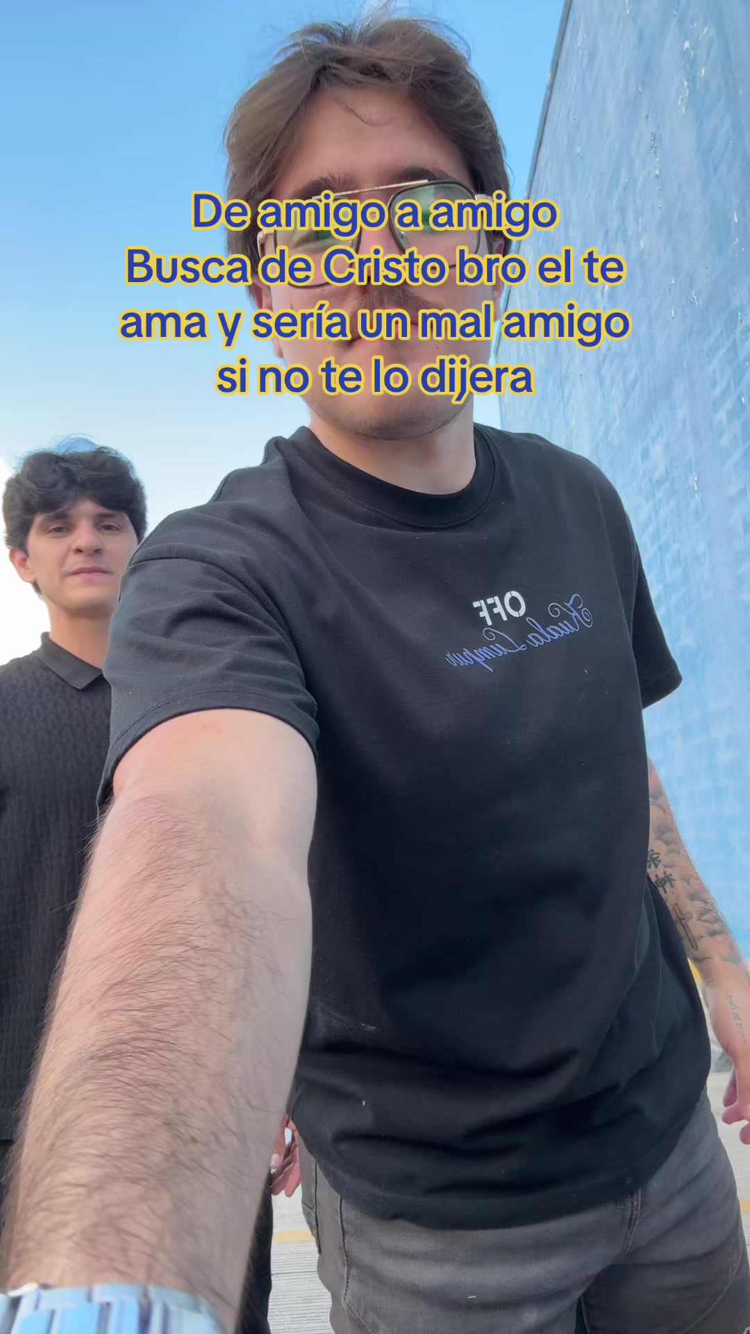@Esquer