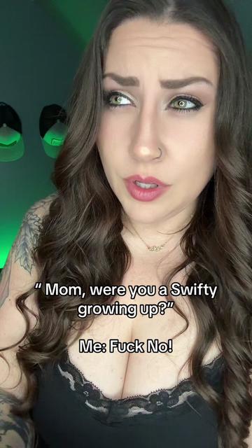 @Greeneyedmom23 (Erin)