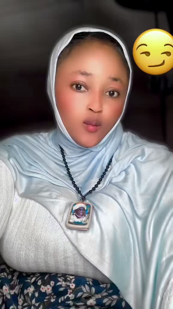@Ayshatu fareedah