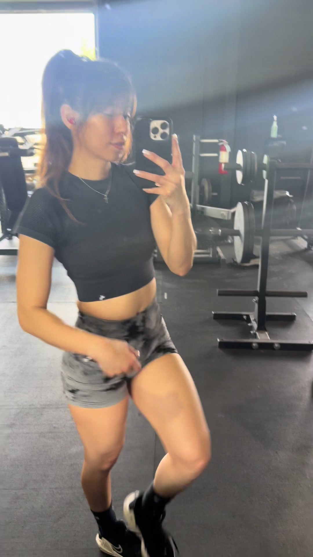 @Lala