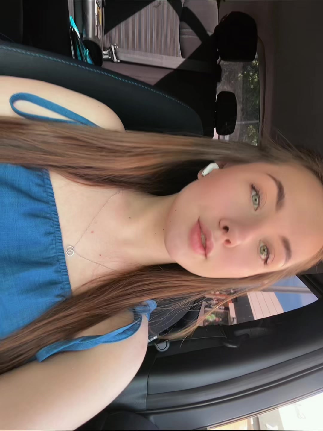 @ɴɪᴇᴠᴇ ᴇɴ ᴍᴀʀᴢᴏ