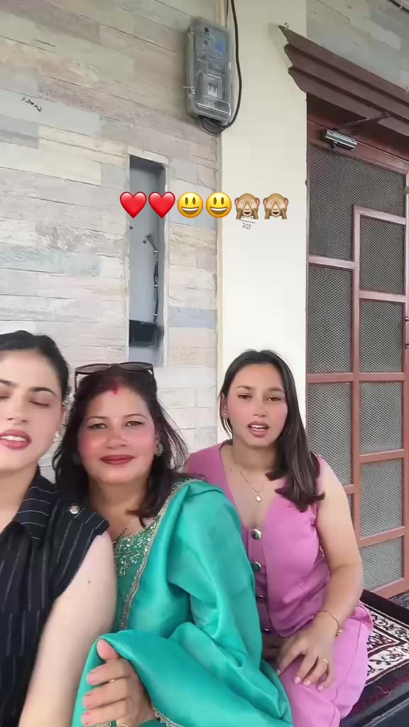 @Mina Tiwari