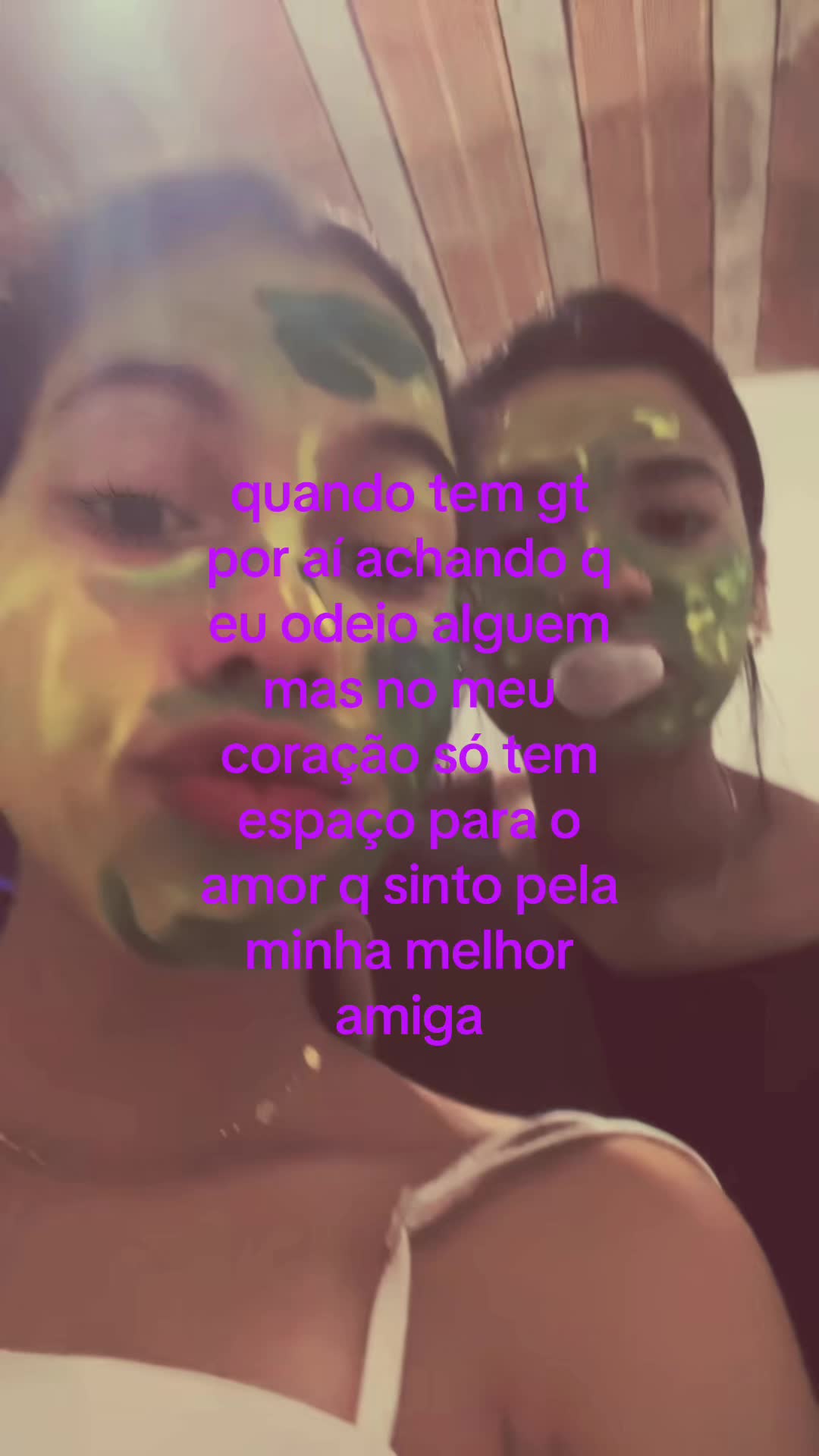 @🧜🏻♀️
