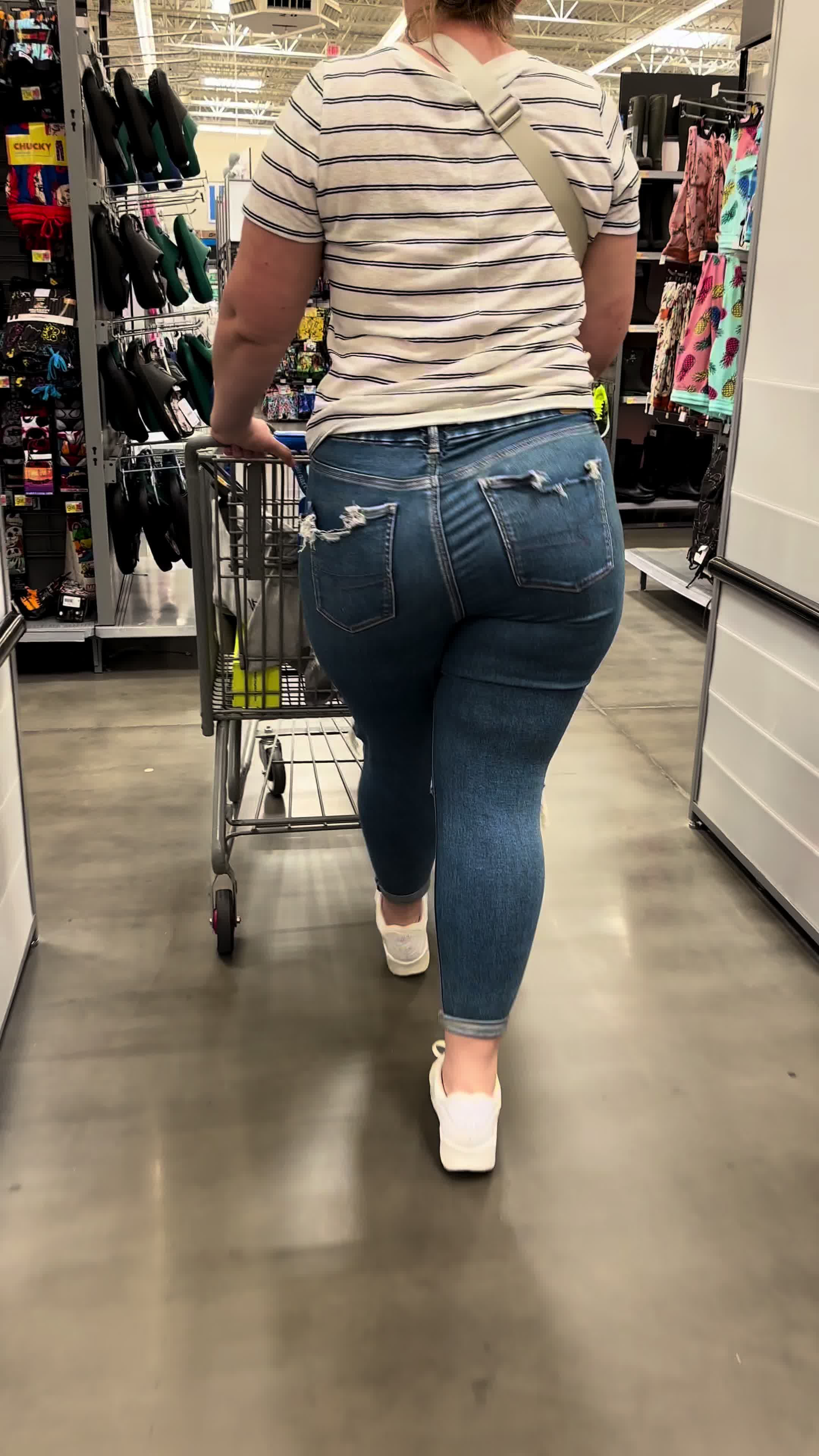 @Curves4daze