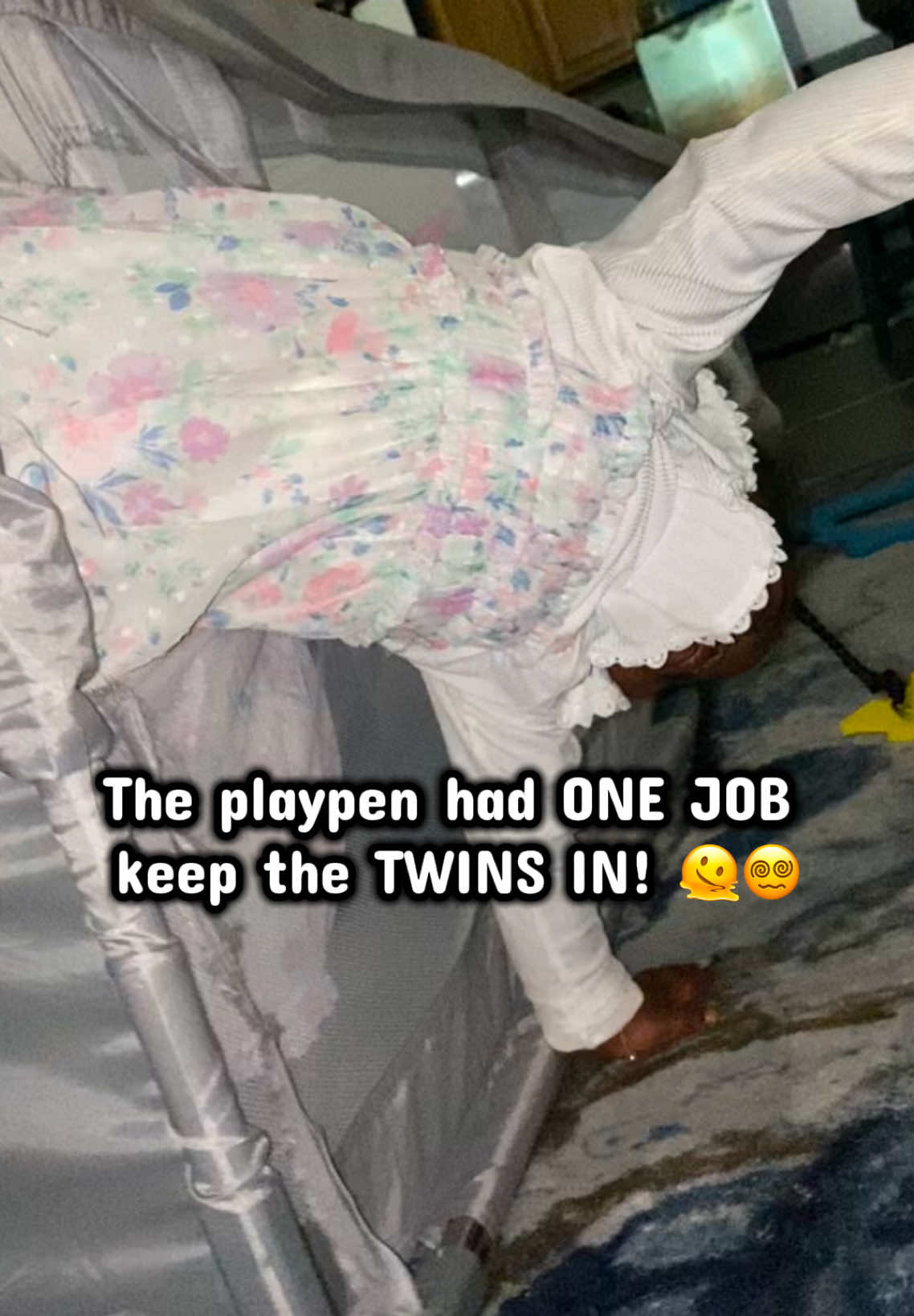 @twintasticpartyofsix